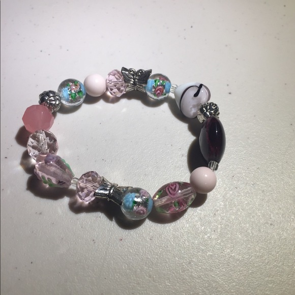 Avon elastic beaded bracelet - Picture 2 of 3
